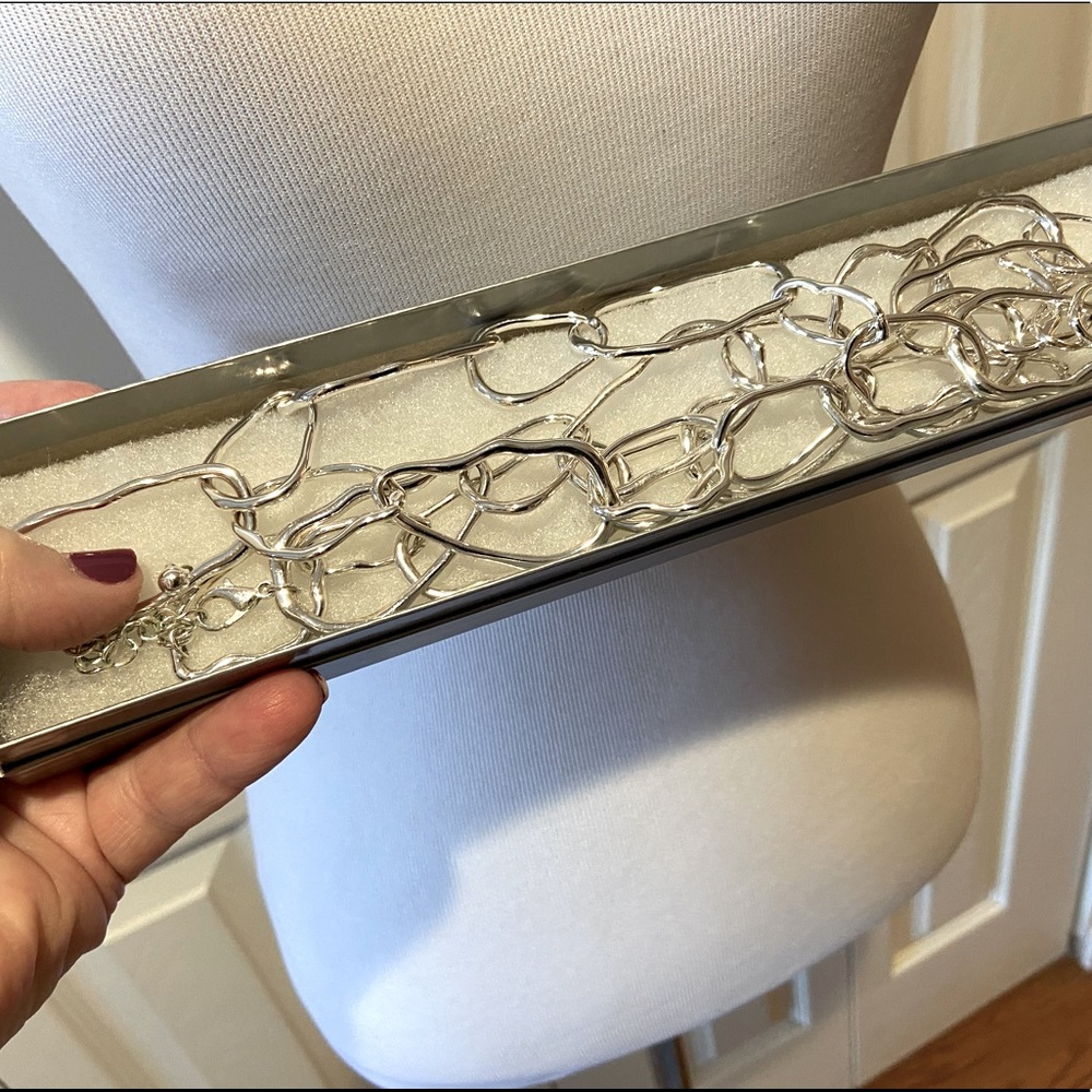 Elegant Geometric Silver Chain Statement Necklace - image 6